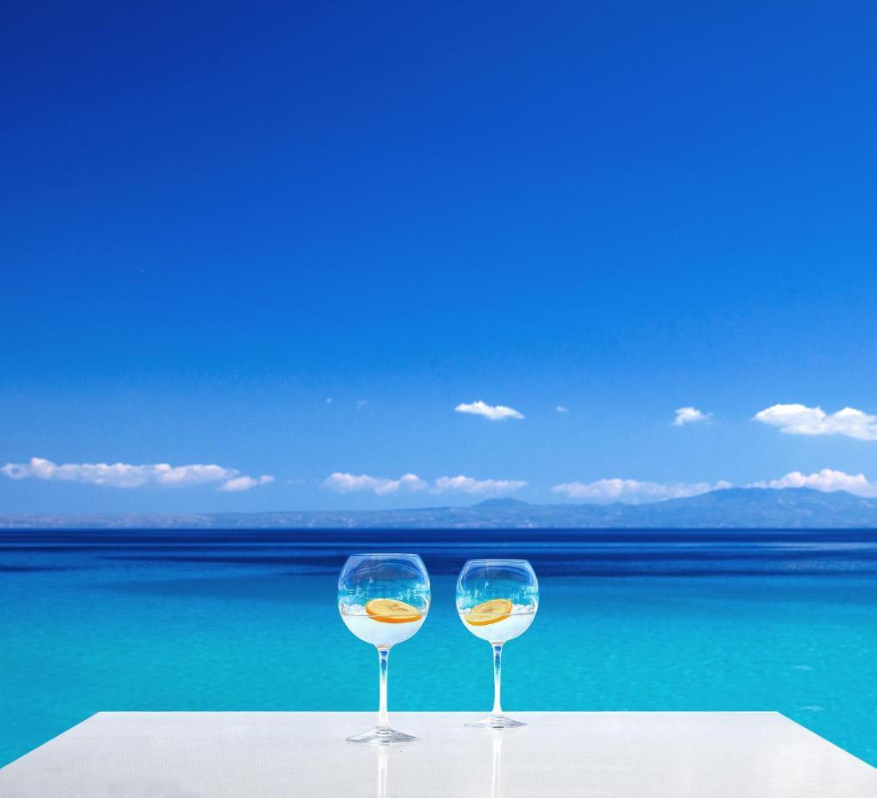 White Suites Resort Afytos Exteriör bild